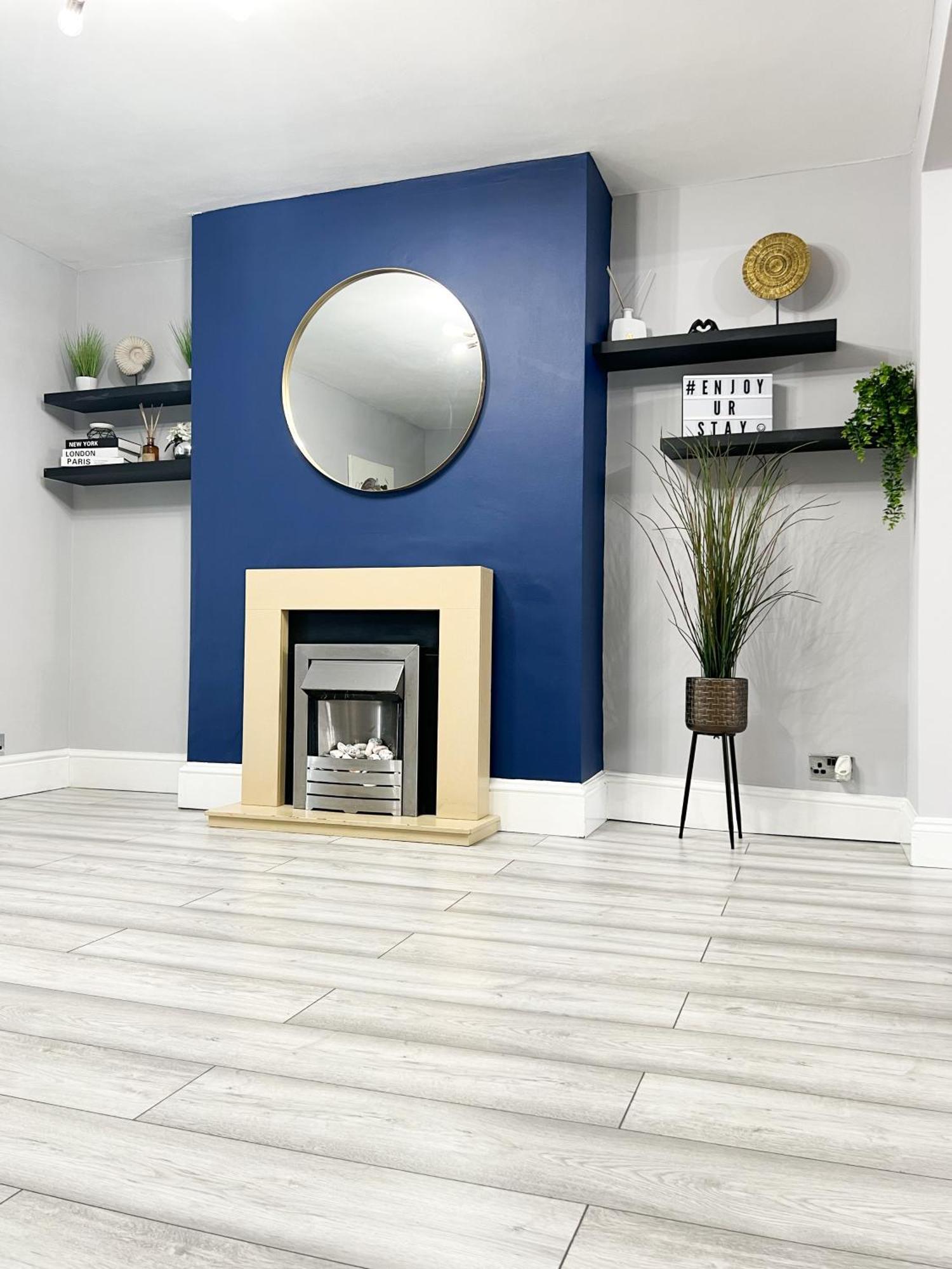 Вилла Beautiful Newly Renovated House In Rainham Essex Экстерьер фото